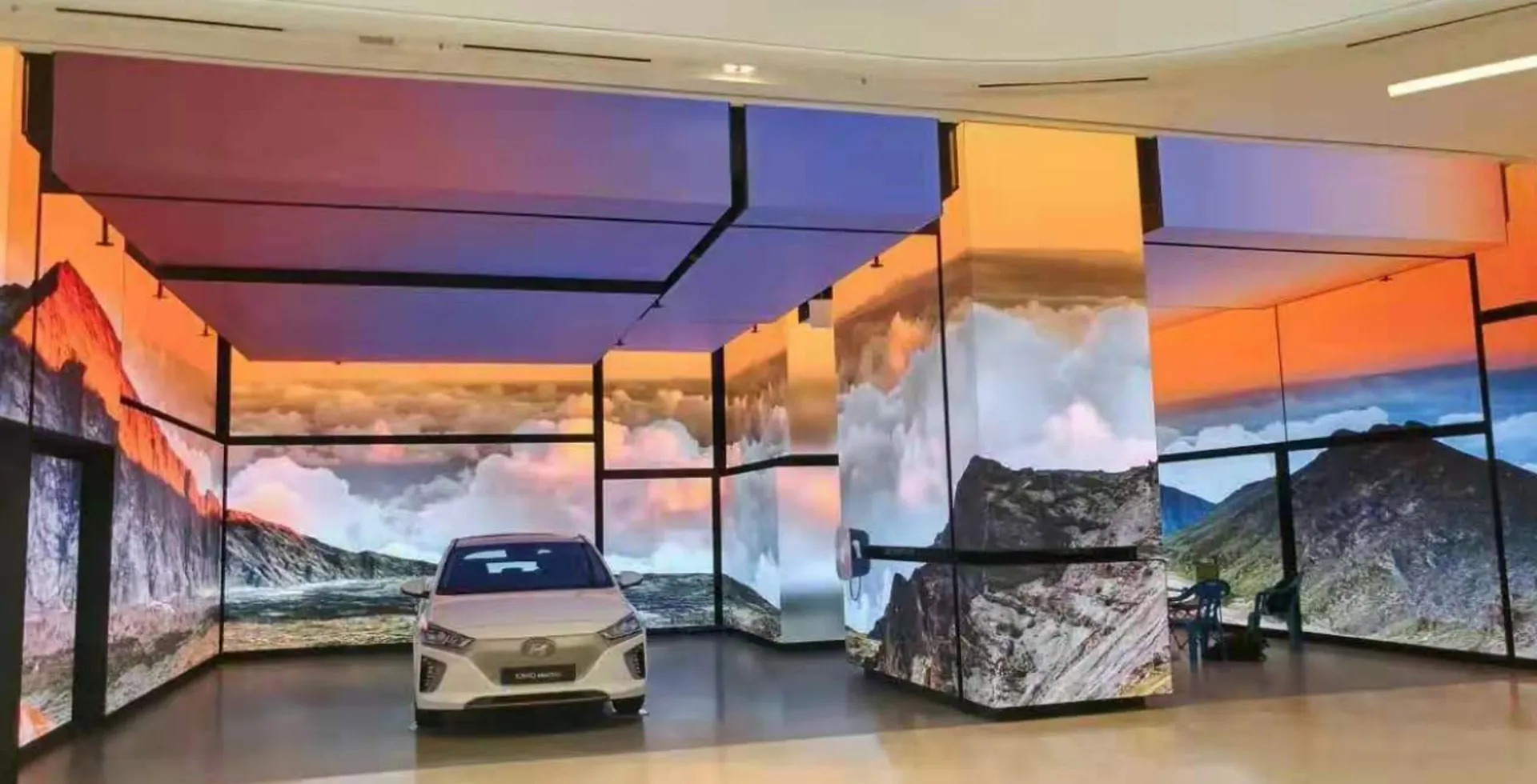 Hyundai Motor Showroom