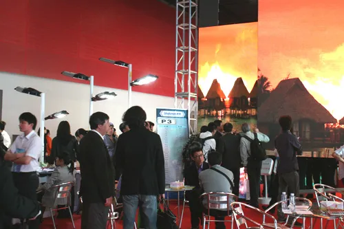 Unilumin became a shining star at LED China 2013