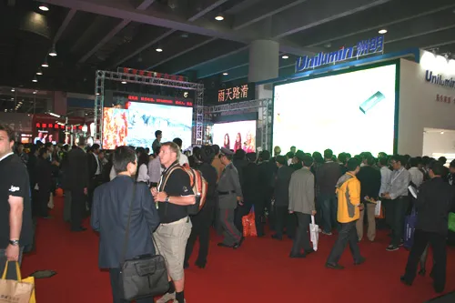 Unilumin became a shining star at LED China 2013