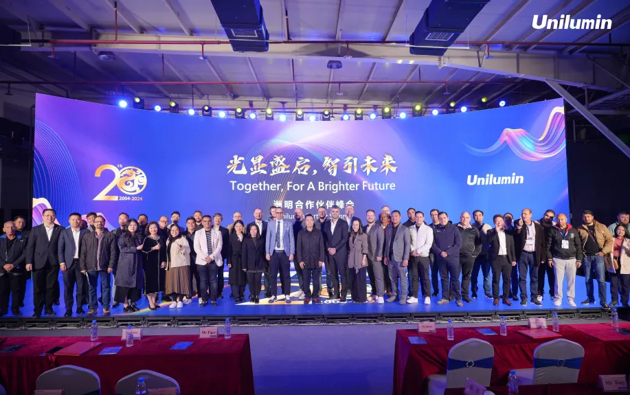 "Metasight Intelligence Leads to the Future"