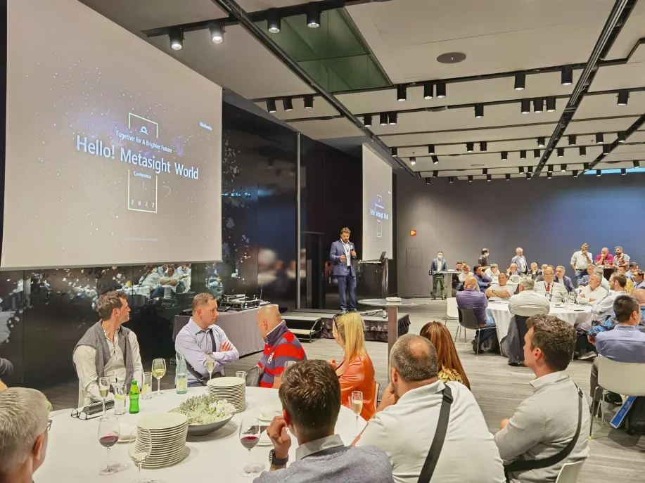 Unilumin Shines at ISE Exhibition