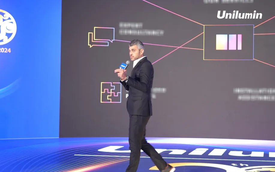 "Metasight Intelligence Leads to the Future"