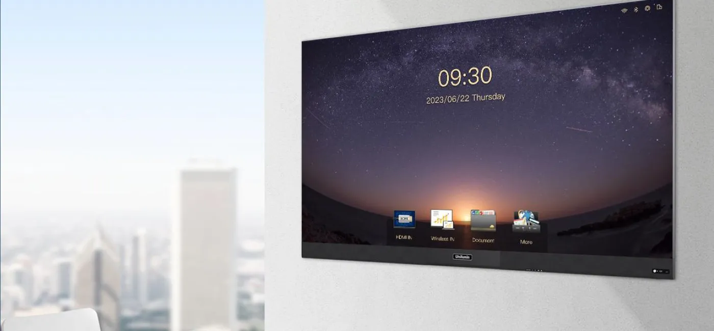 Cool screen experience, silent design