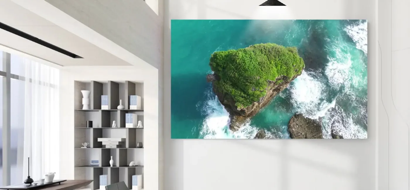 Superb Visibility with High Brightness